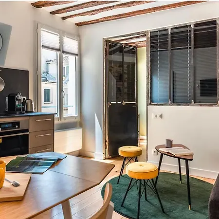 The 199 - Charming In The Heart Of Apartment Paris